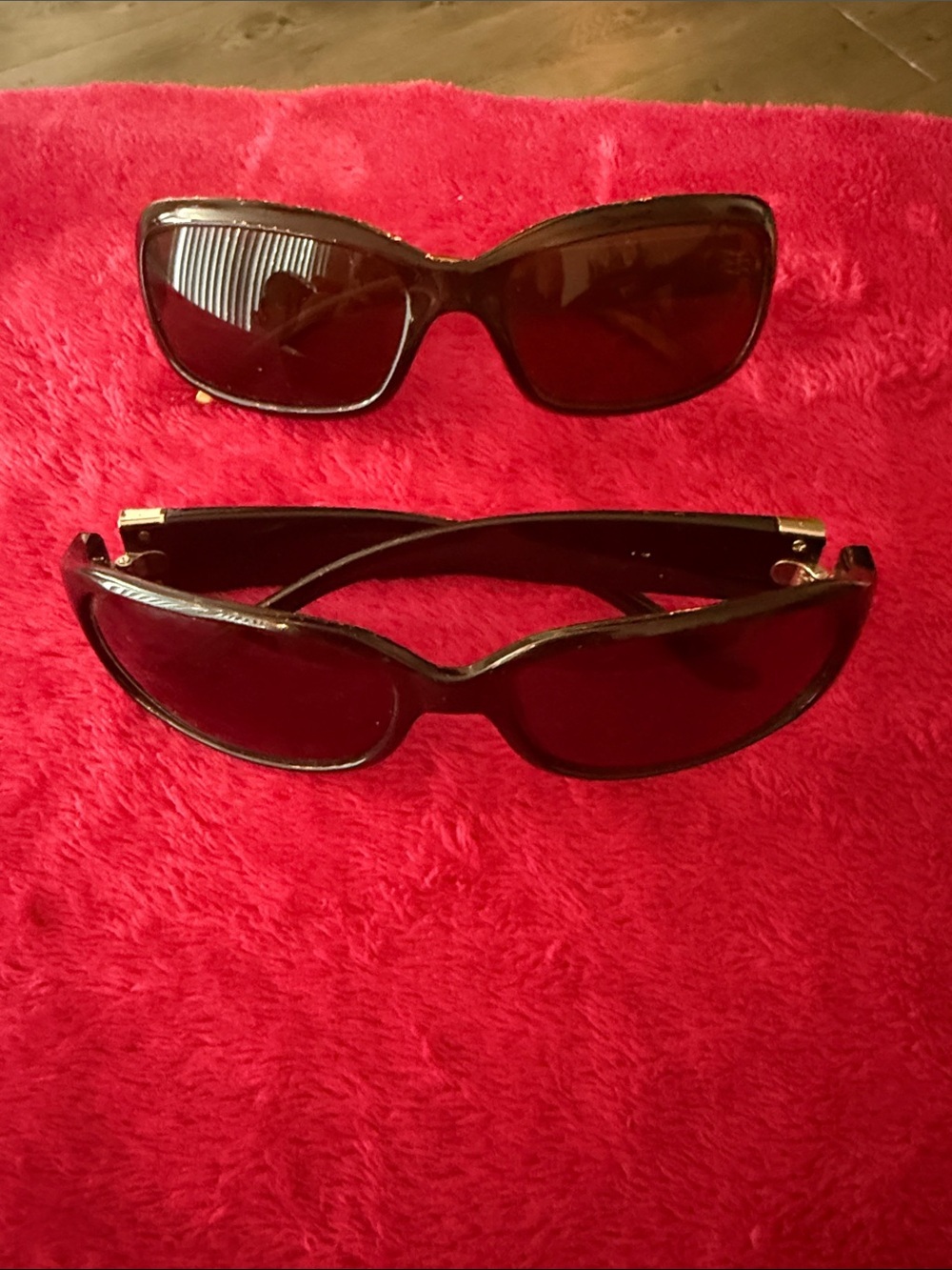 Elle Women's Sunglasses bundle